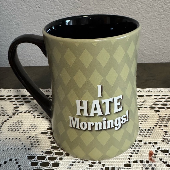 Walt Disney World Coffee/Tee Mugs set of 2 - Picture 7 of 10